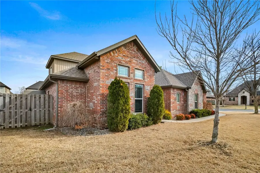 807 SE Fullerton Street, Bentonville, AR 72712 - #3