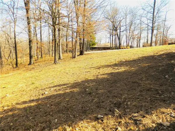 N Hilltop Circle, Rogers, AR 72756