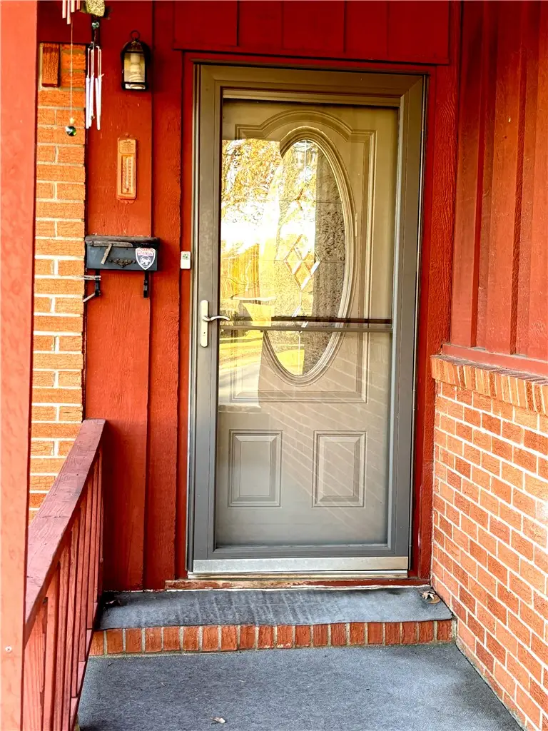 806 Gwenn Street, Springdale, AR 72762 - #3