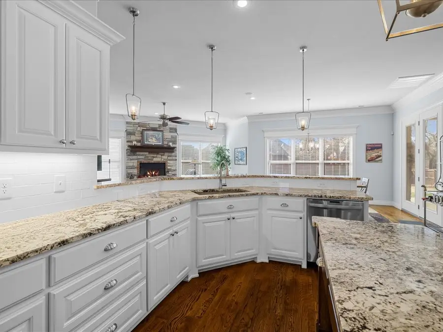 4100 NE Miner Court, Bentonville, AR 72712 - #3