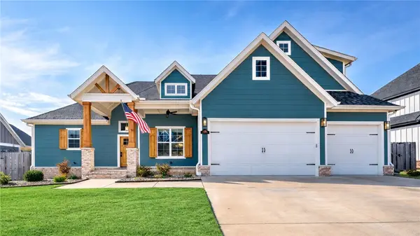 6414 S 62nd Street, Rogers, AR 72758