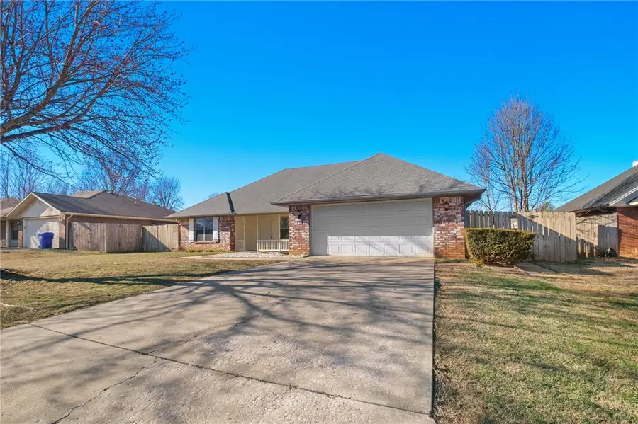 124 Bluff Drive, Lowell, AR 72745 - #3