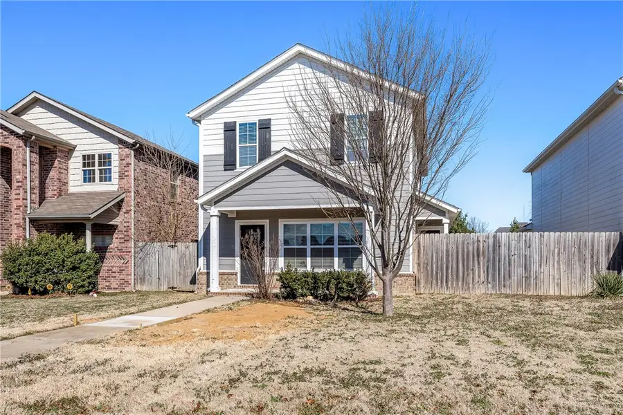 121 Carrington Avenue #B, Lowell, AR 72745 - #2