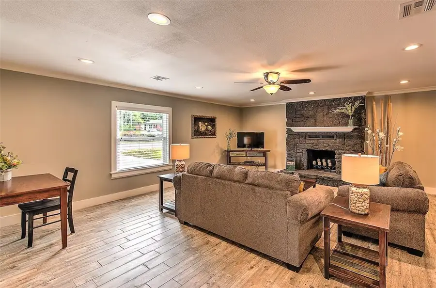 204 SW G Street, Bentonville, AR 72712 - #3