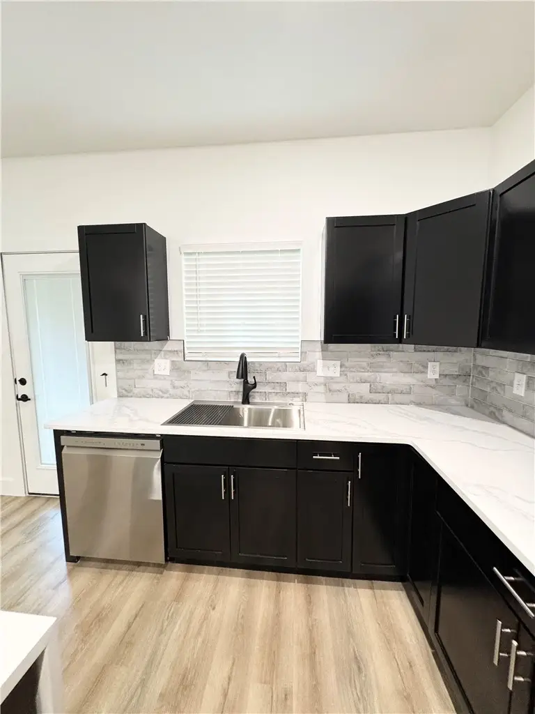 30 Rockhill Lane, Bella Vista, AR 72715 - #3