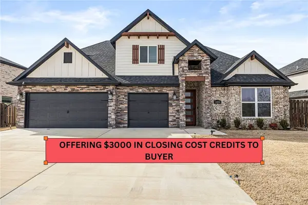 1211 Longbourn Drive, Centerton, AR 72719