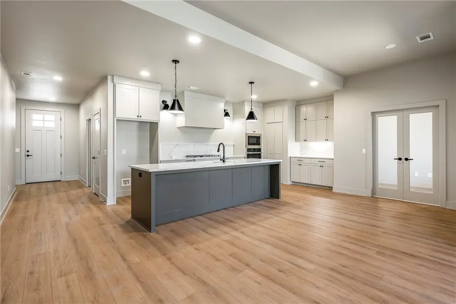 30 Lyndhurst Drive, Bella Vista, AR 72714 - #3