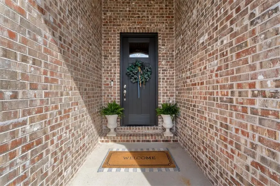 916 Budrio Avenue, Tontitown, AR 72762 - #3