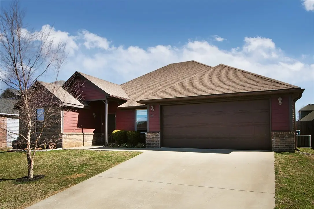 811 SW Pure Globe Street, Bentonville, AR 72712 - #1