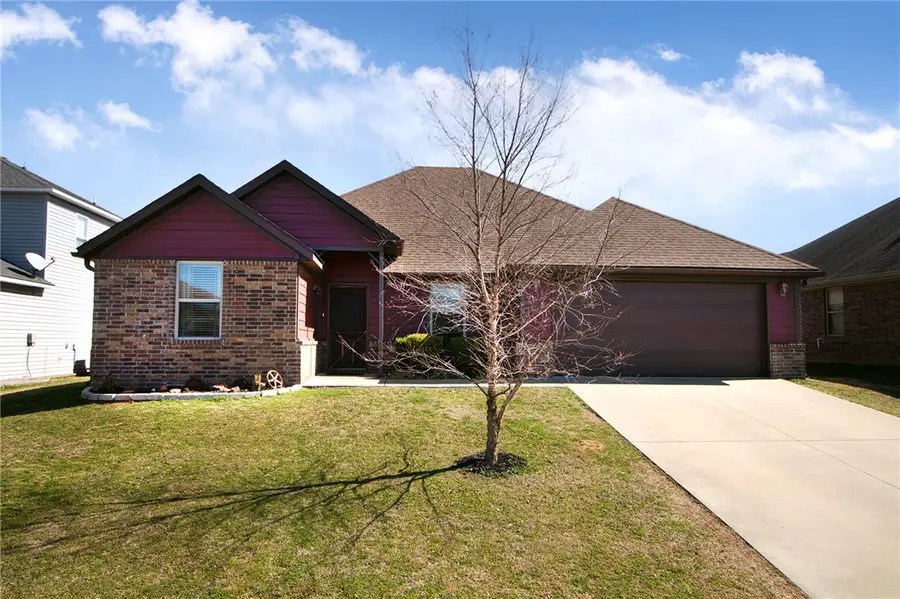 811 SW Pure Globe Street, Bentonville, AR 72712 - #2