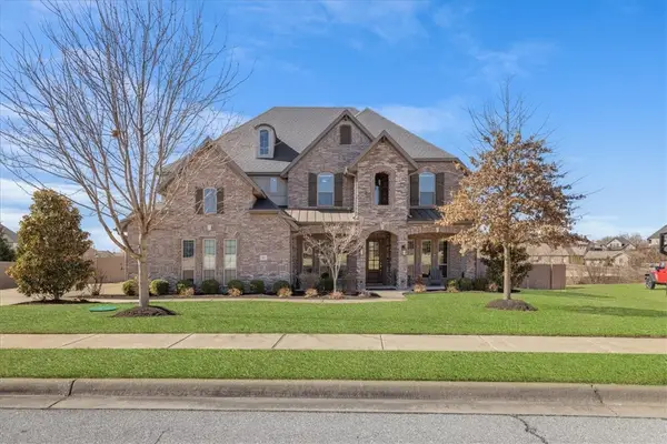 303 Torrance Drive, Cave Springs, AR 72718