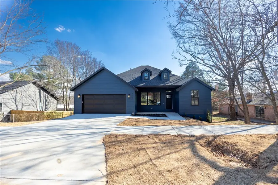 2801 W Rutledge Lane, Fayetteville, AR 72704 - #2