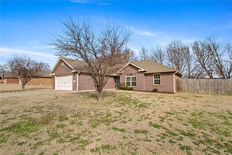 540 Carlson Street, Centerton, AR 72719 - #3