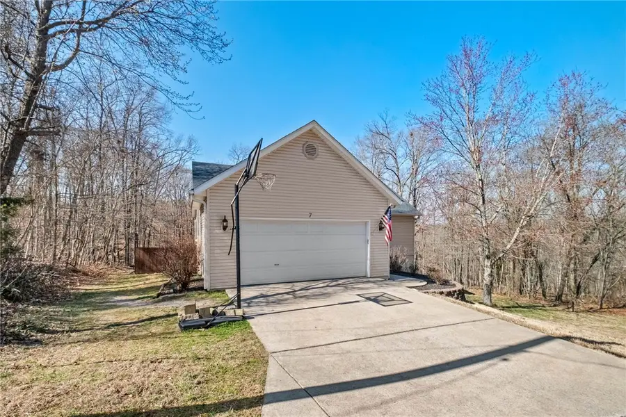 7 Bradwell Lane, Bella Vista, AR 72715 - #3