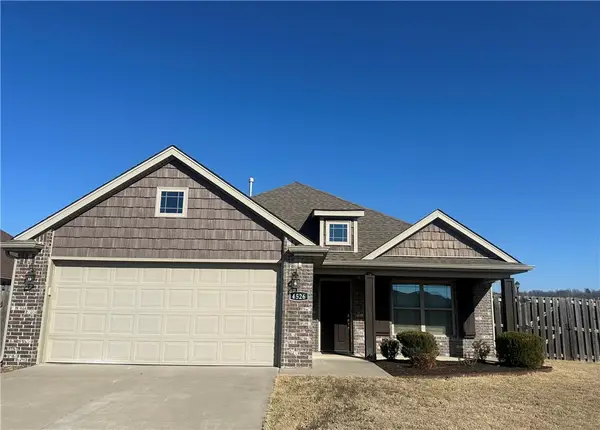 4526 Croft Drive, Fayetteville, AR 72704