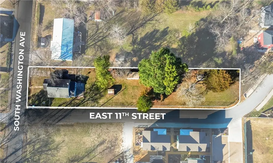 1090 S Washington Avenue, Fayetteville, AR 72701 - #2