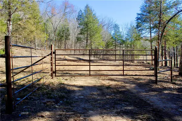 Nc 1800, Kingston, AR 72742