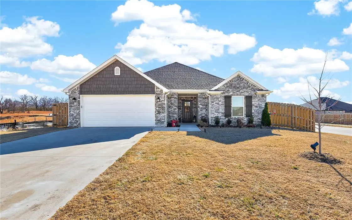 1201 Greendale Avenue, Lowell, AR 72745 - #1