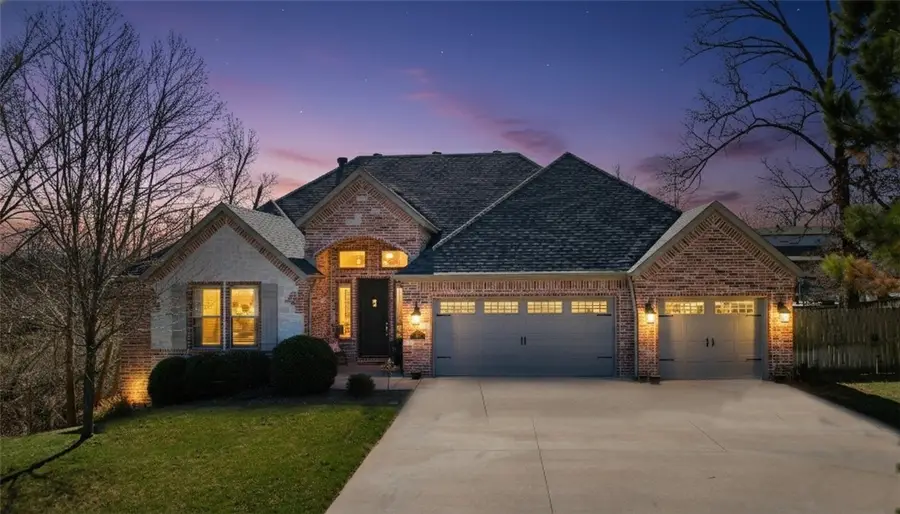 302 NW Shady Lane, Bentonville, AR 72712 - #2