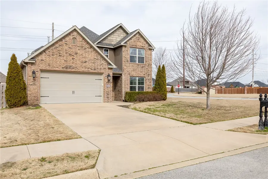 8100 Santa Clara Avenue, Springdale, AR 72762 - #2