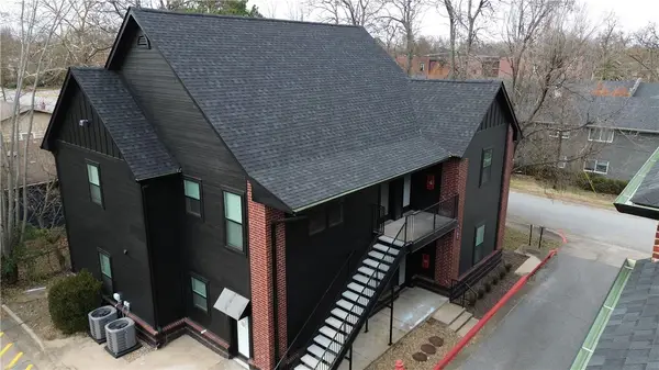 1137 N Leverett Avenue #202, Fayetteville, AR 72703