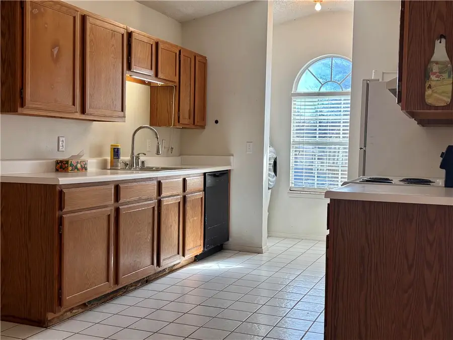 3182 Oakfield Street, Fayetteville, AR 72704 - #3