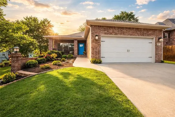 505 NW J Street, Bentonville, AR 72712