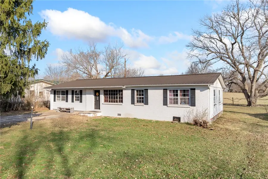 176 Carr Court, Harrison, AR 72601 - #2