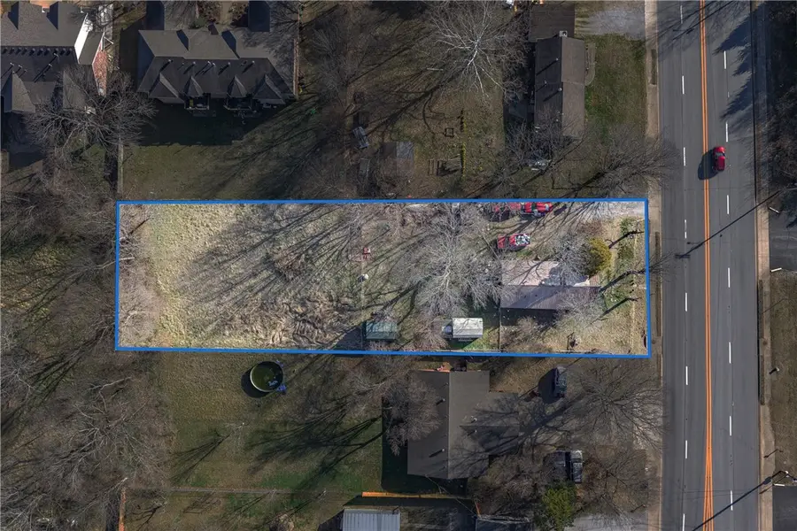 390 S Crossover Road, Fayetteville, AR 72701 - #2