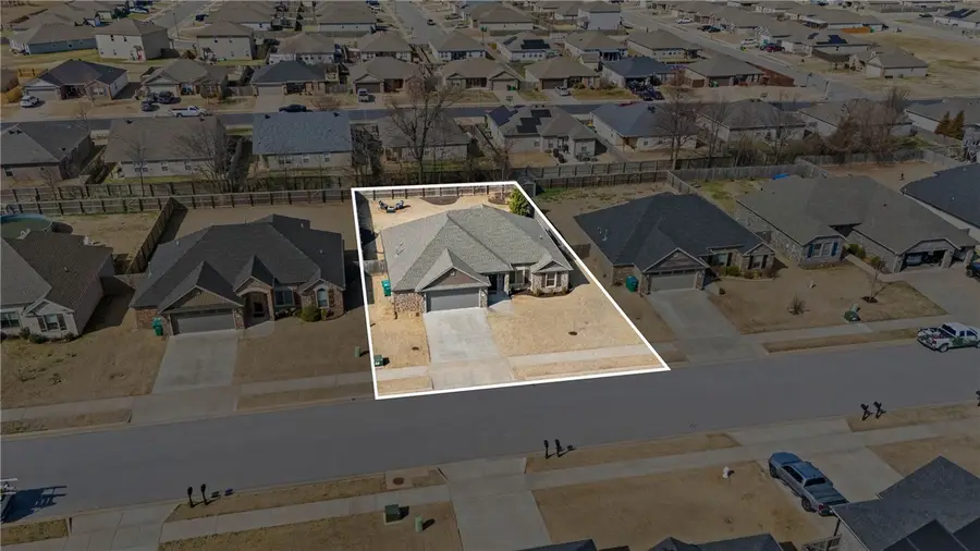 880 Bob Glen Circle, Centerton, AR 72719 - #2