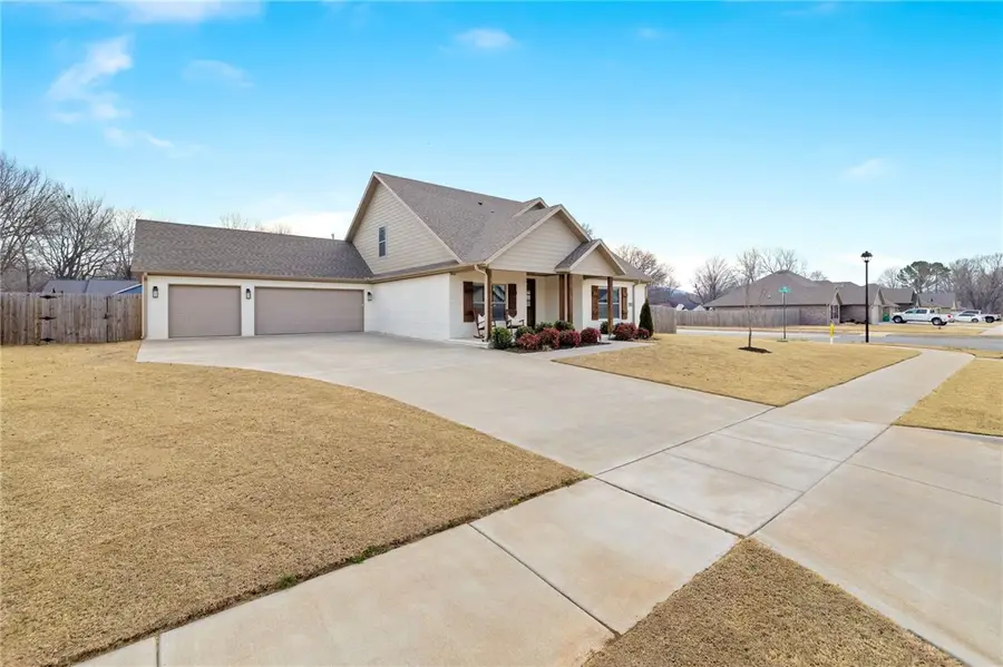 142 N Sheep Dog Avenue, Farmington, AR 72730 - #2