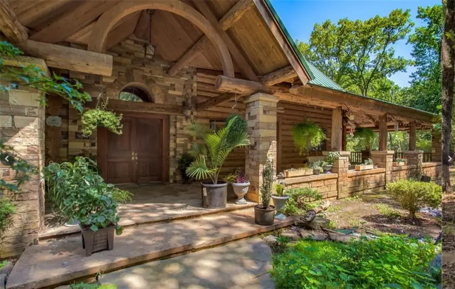 10831 & 10836 Bray Road, Elkins, AR 72727 - #3