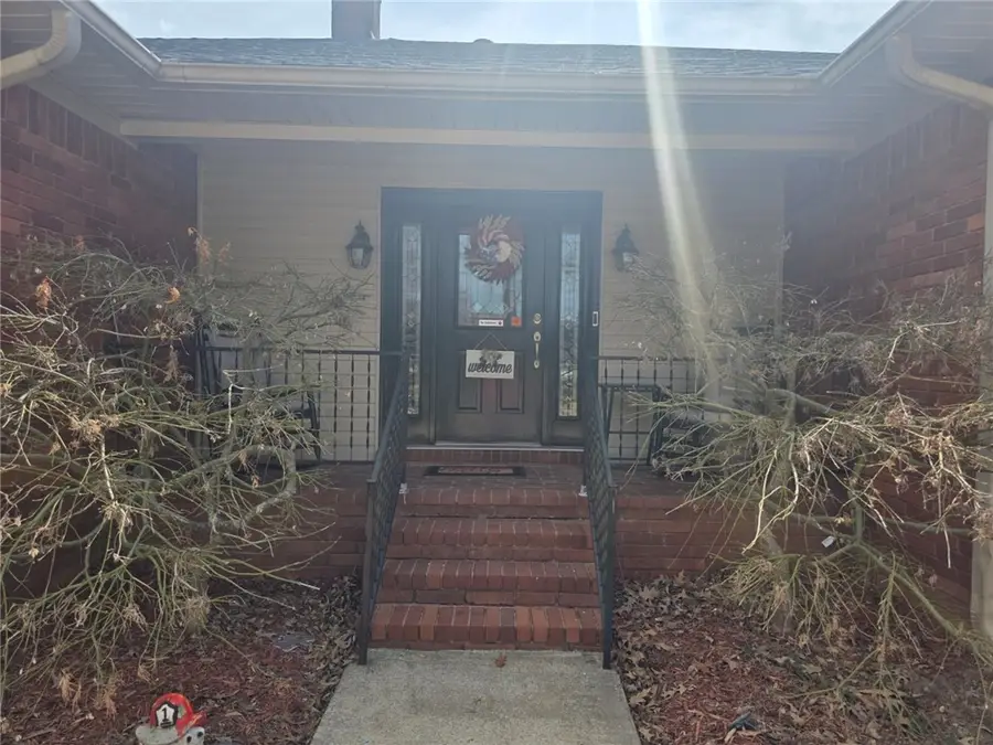 902 Deerfield Ct, Russellville, AR 72801 - #2