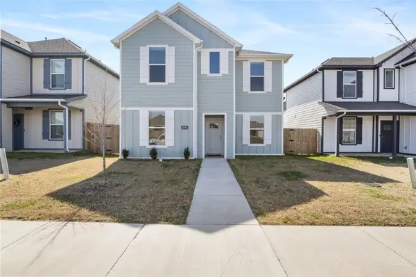 4813 Triangle Street, Fayetteville, AR 72704