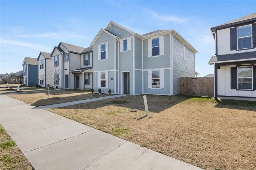 4813 Triangle Street, Fayetteville, AR 72704 - #2