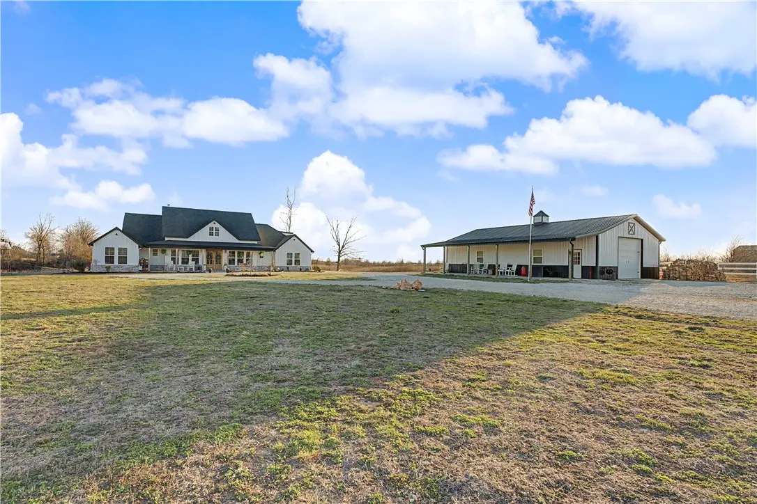 717-719 Evening Star Road, Bentonville, AR 72713 - #1