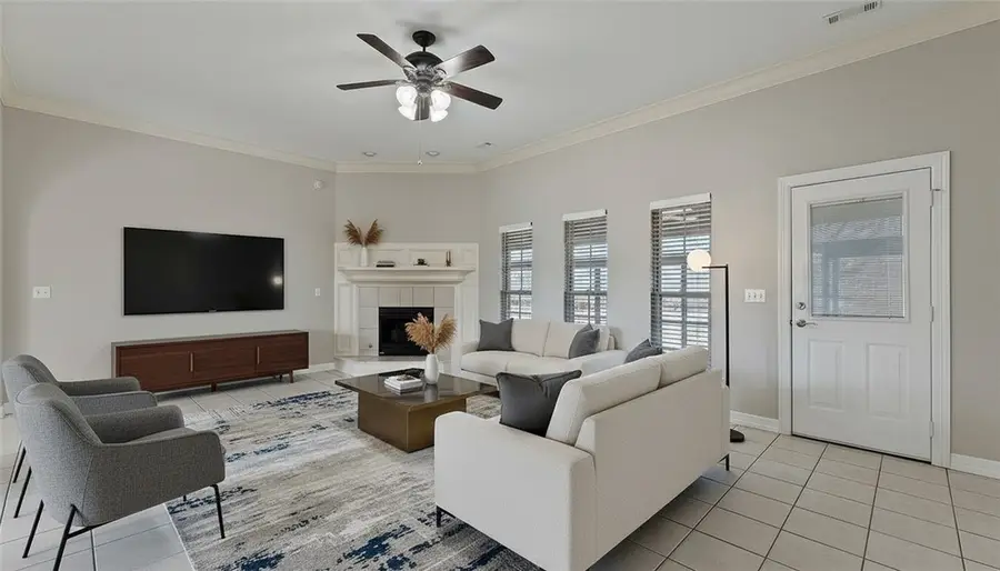 3376 Haywood Cove, Springdale, AR 72764 - #3