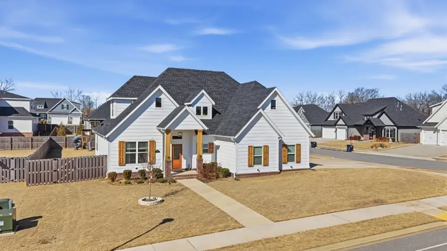 6406 S 62nd Street, Rogers, AR 72758 - #2