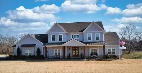 4105 Rolling Meadows Drive, Rogers, AR 72756