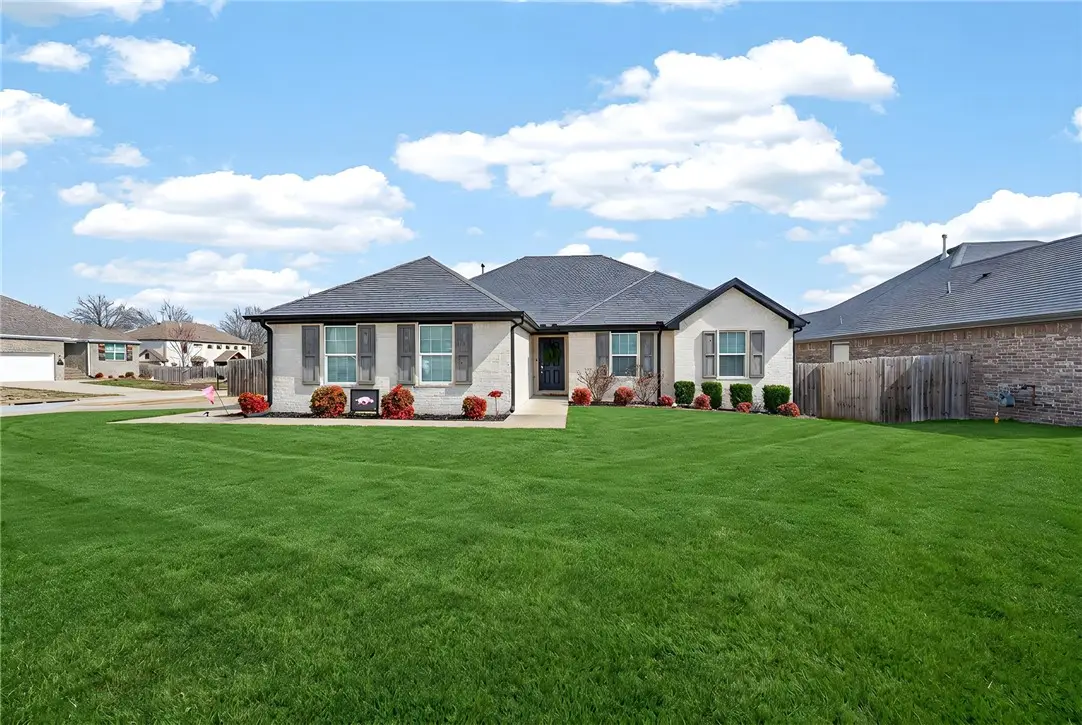 5821 W Fountain Street, Fayetteville, AR 72704 - #1