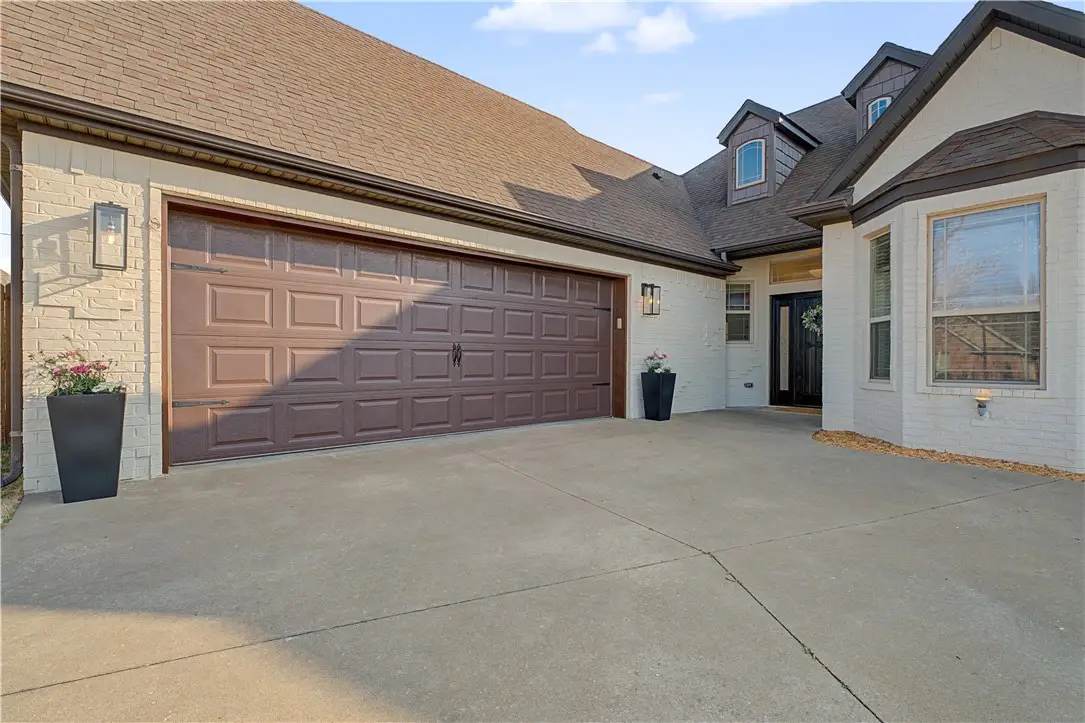 5701 S 66th Street, Cave Springs, AR 72718 - #1