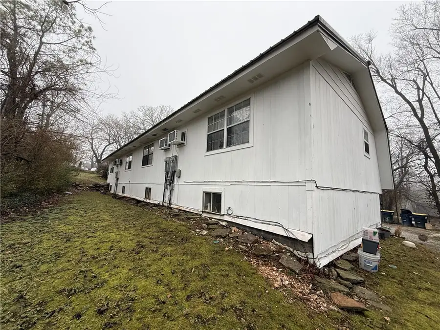 705 N Rowland Street, Harrison, AR 72601 - #3