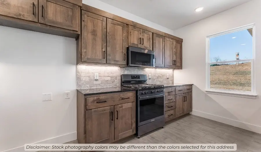 200 Spicewood Trail, Centerton, AR 72719 - #2