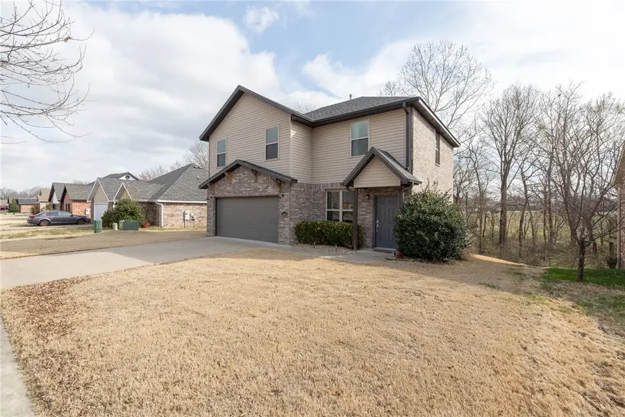 1446 Highbush Avenue, Fayetteville, AR 72701 - #2