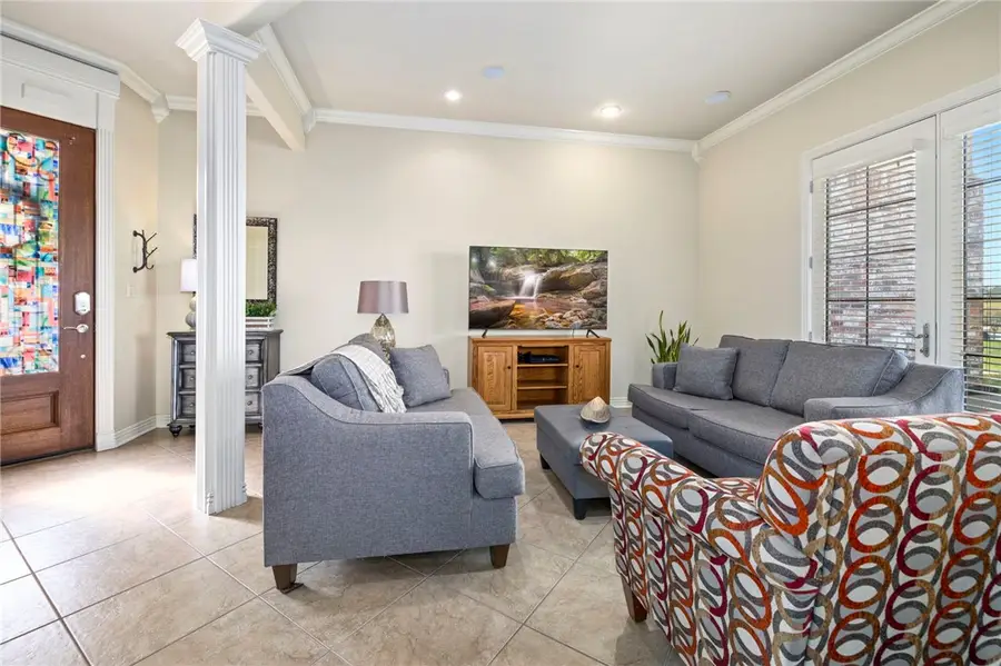 2620 S Everest Avenue, Rogers, AR 72758 - #2