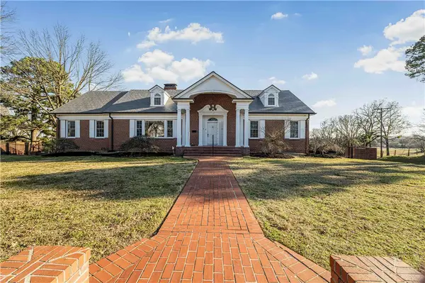 8 Free Ferry Heights, Fort Smith, AR 72903