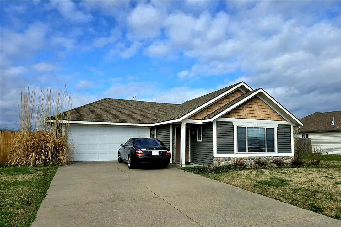 1640 Whirlaway Lane, Prairie Grove, AR 72753 - #1