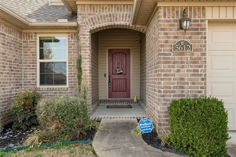 5612 Thomas Road, Fort Smith, AR 72916 - #3