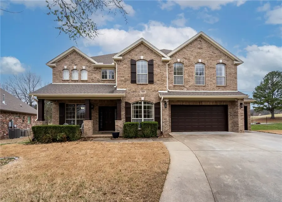 1661 S Coopers Cove Street, Fayetteville, AR 72701 - #3