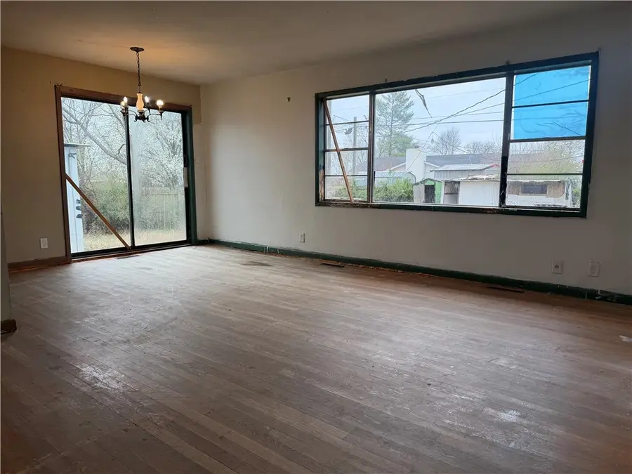 311 Hannibal Street, Siloam Springs, AR 72761 - #2